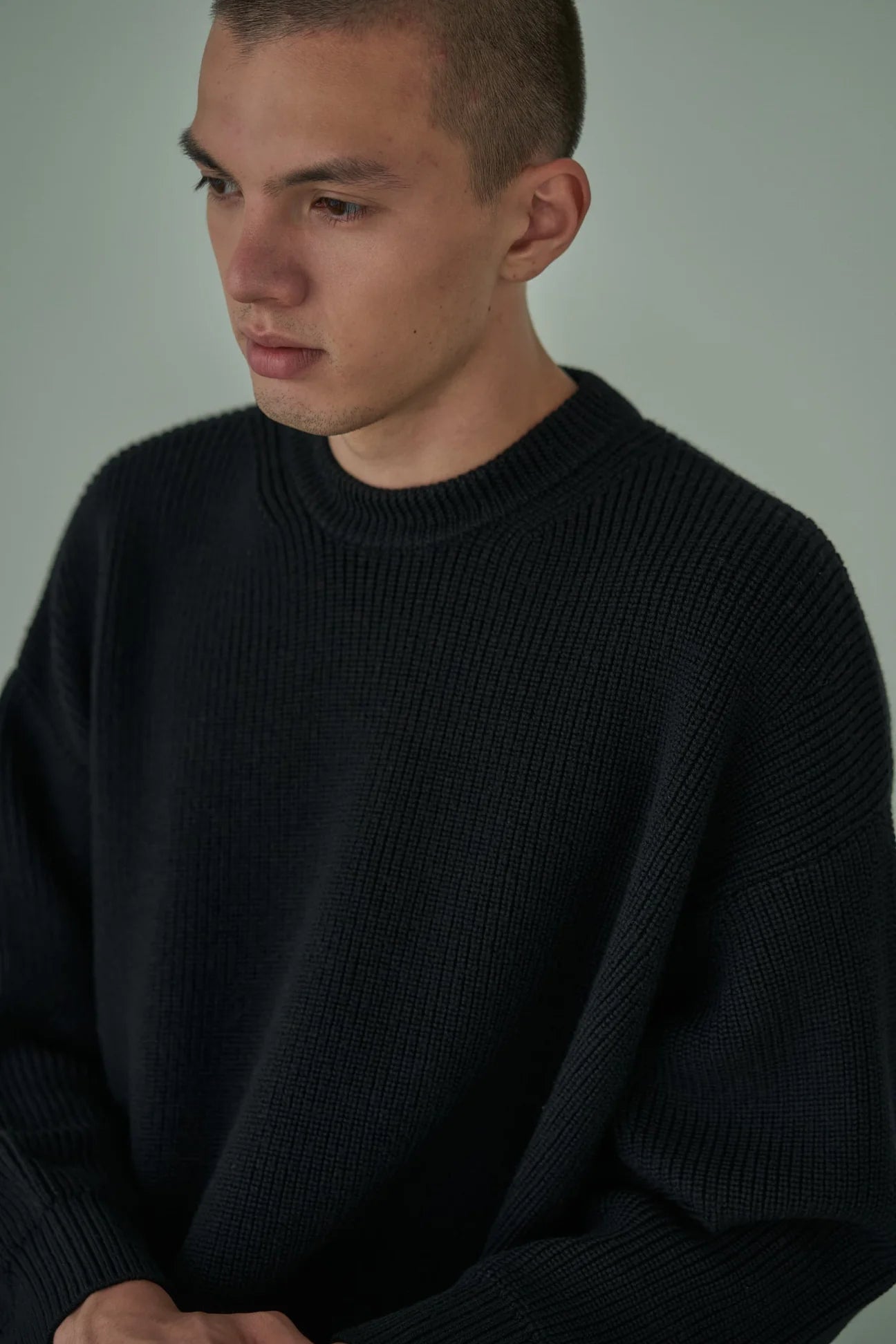 LOW GAUGE MERINO CREWNECK KNIT
