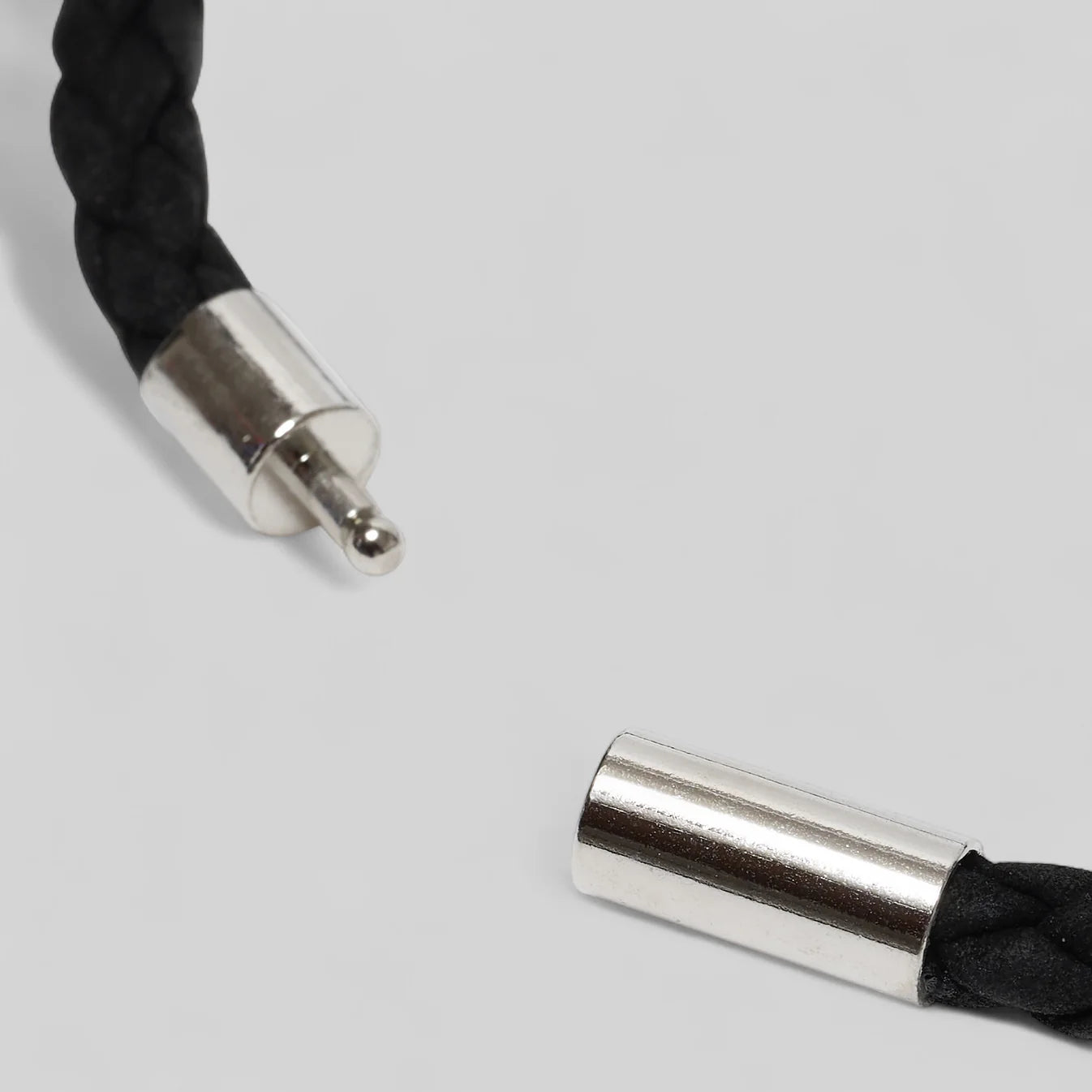 HAND WOVEN BRACELET M