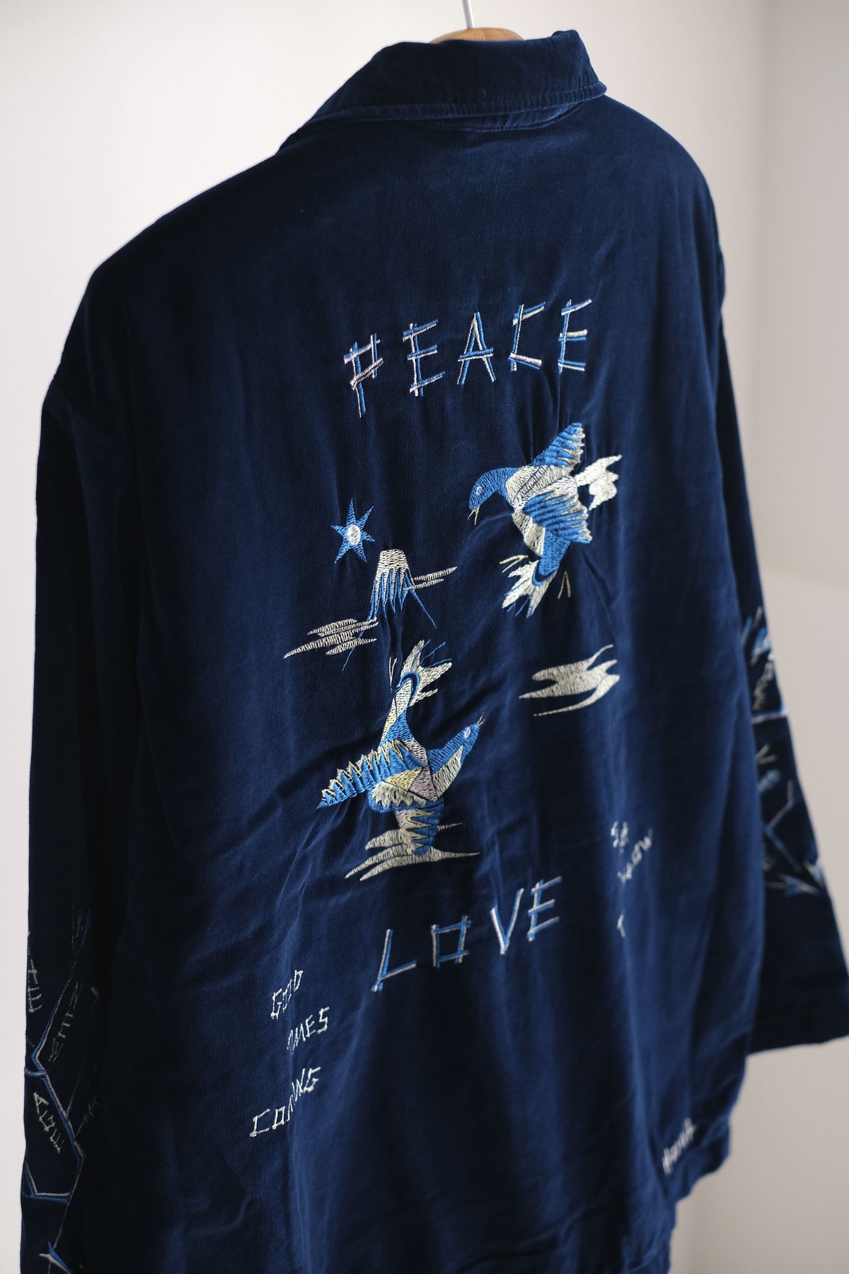VELVETEEN HIPPIE SOUVENIR ZIP UP JACKET