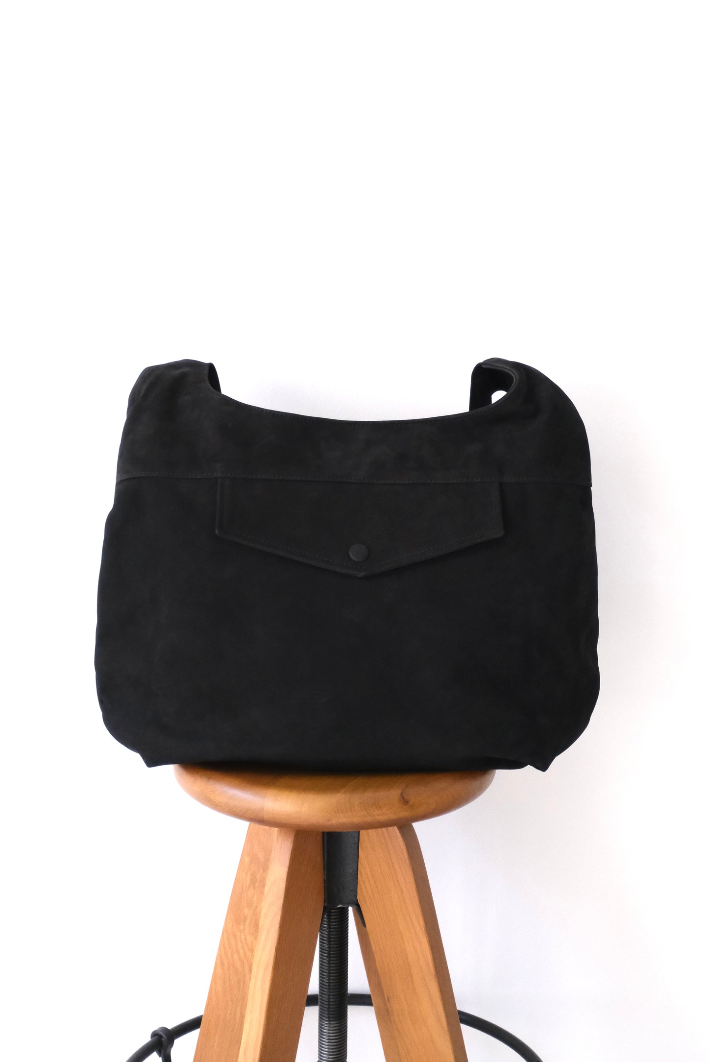 SHOULDER BAG -NUBACK-