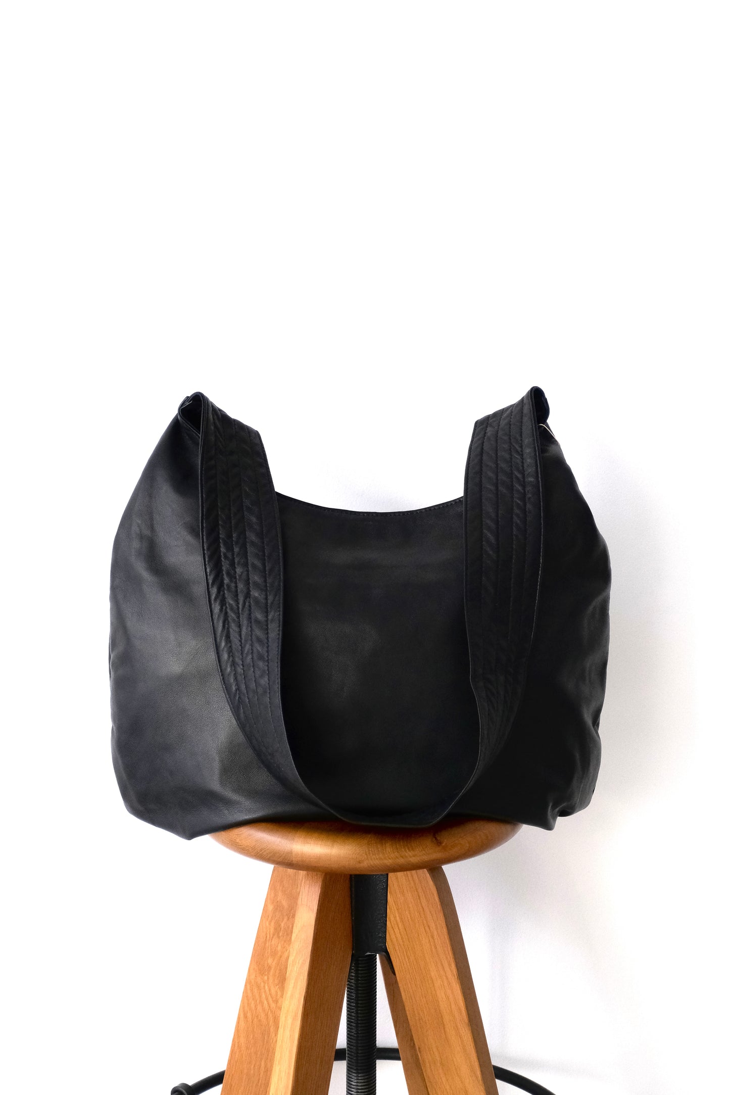 SHOULDER BAG -SHEEP SKIN-
