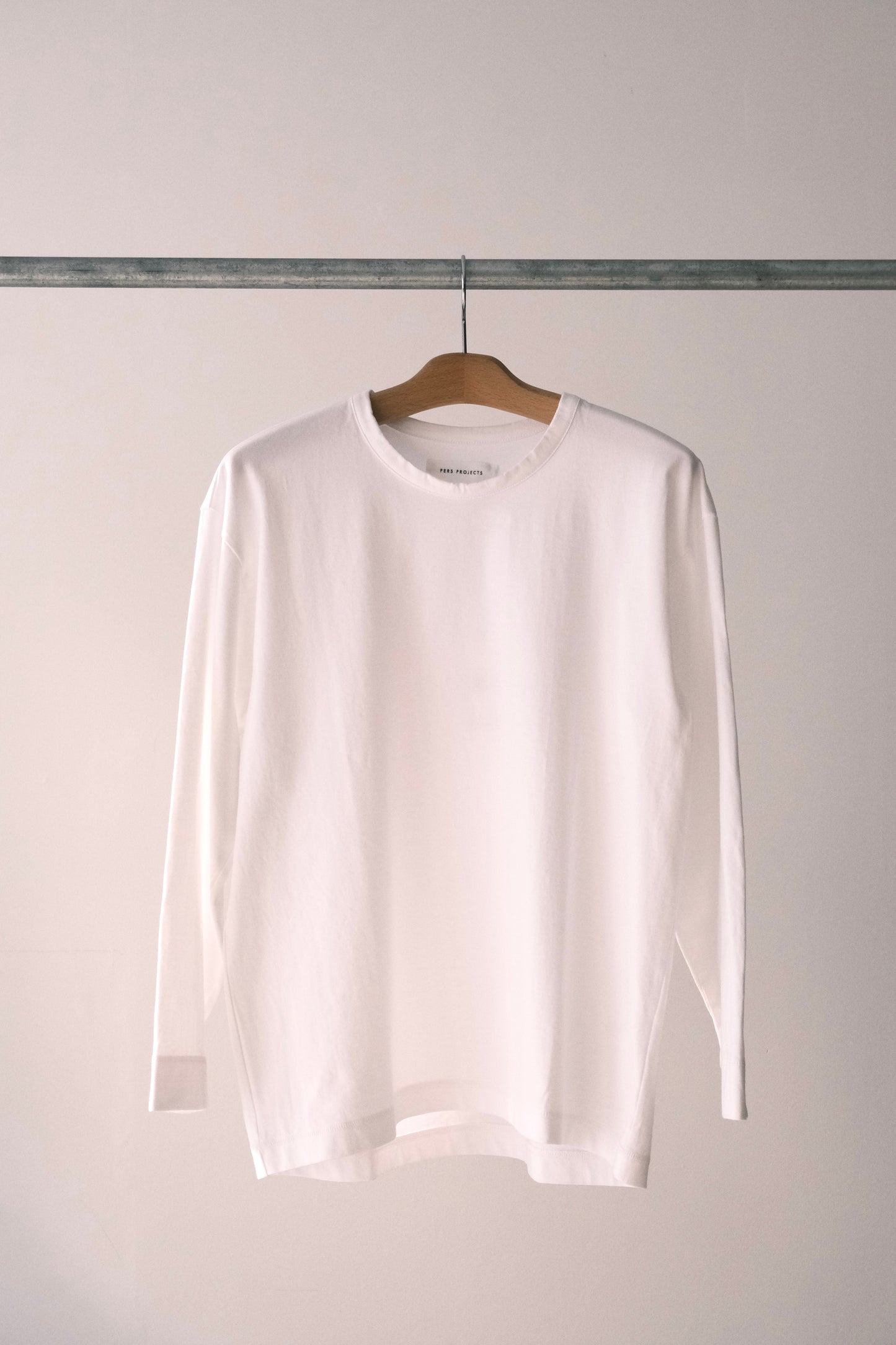 VICTOR L/S CN TEE