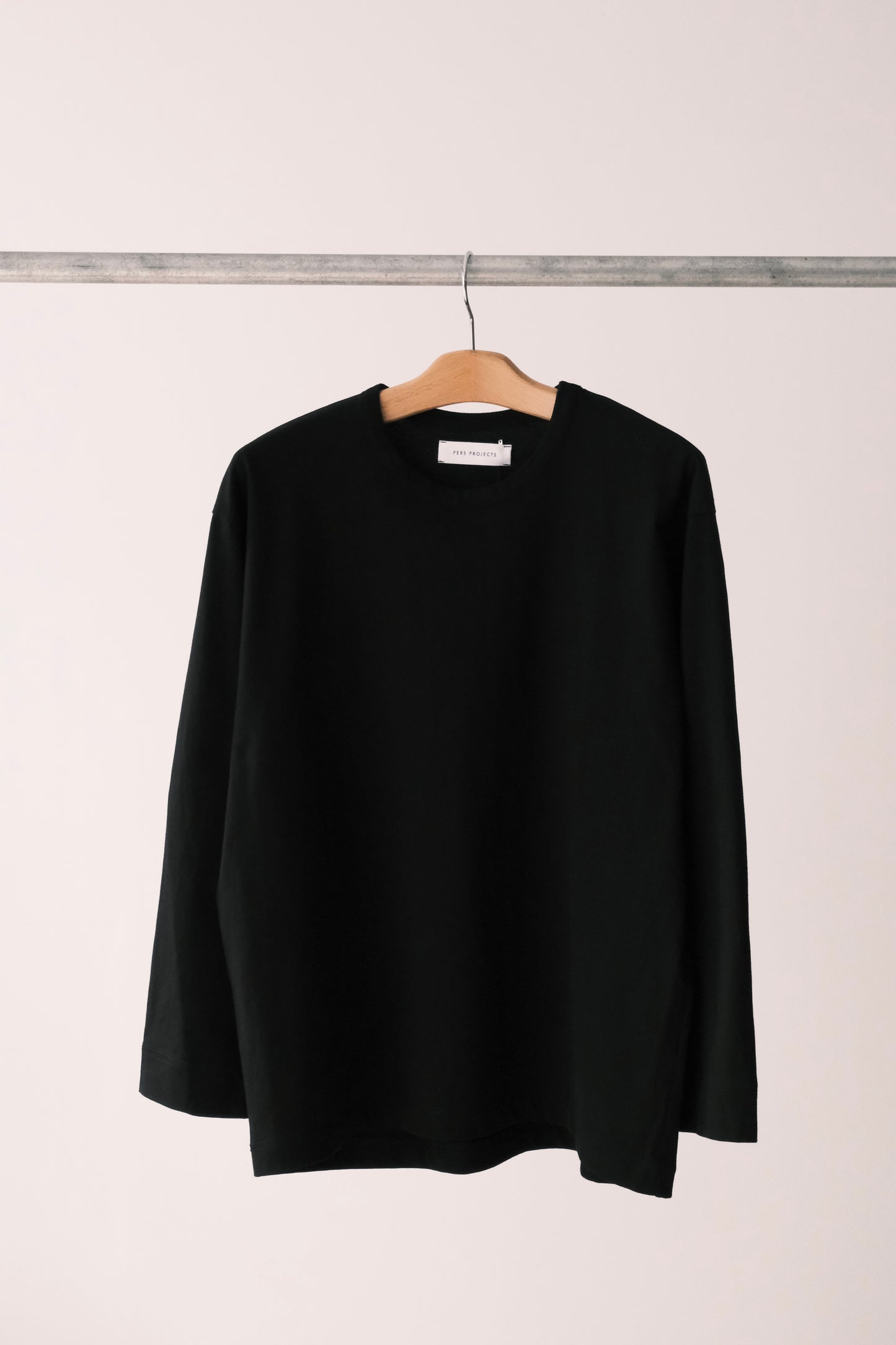 VICTOR L/S CN TEE