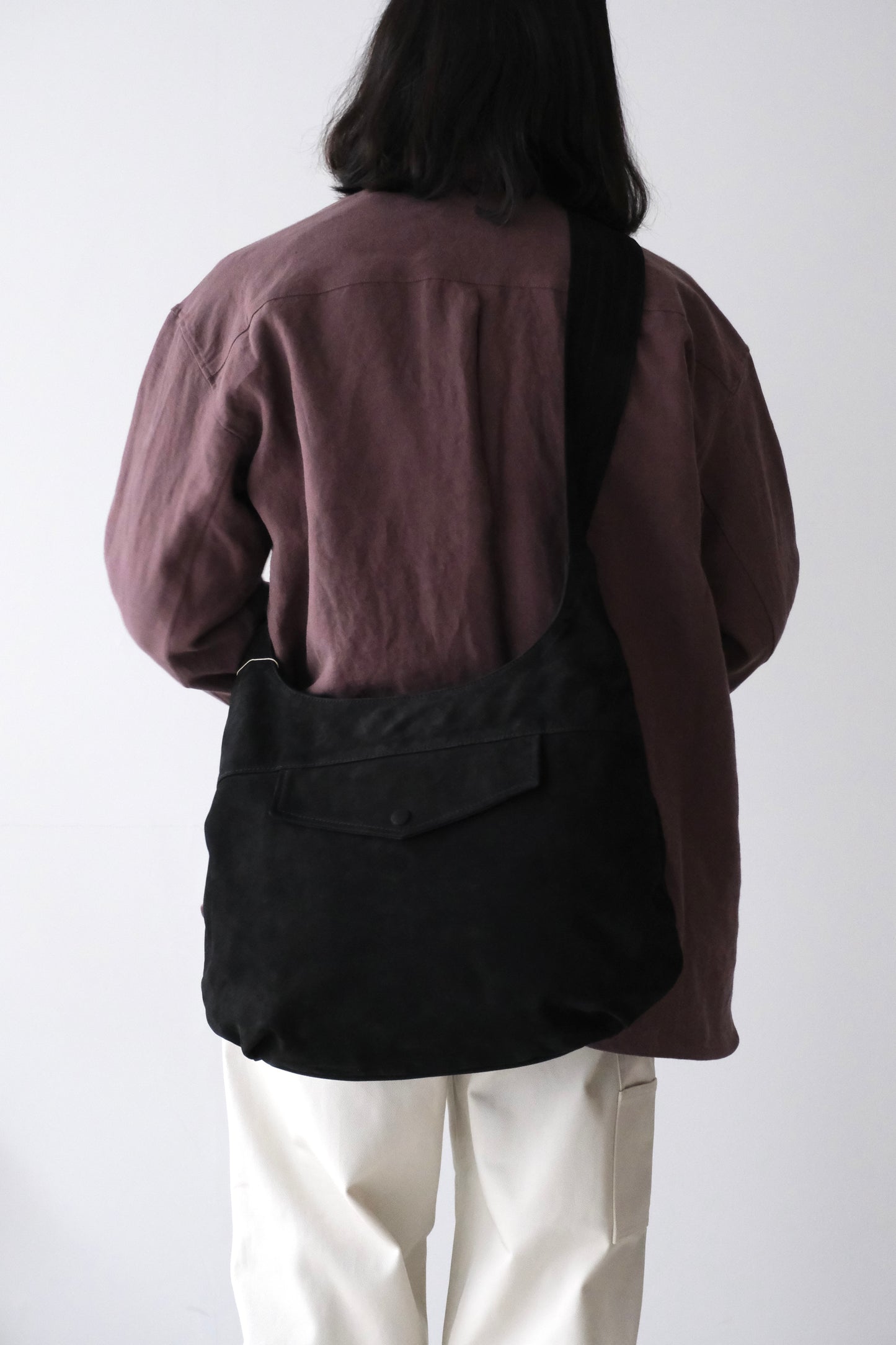 SHOULDER BAG -NUBACK-