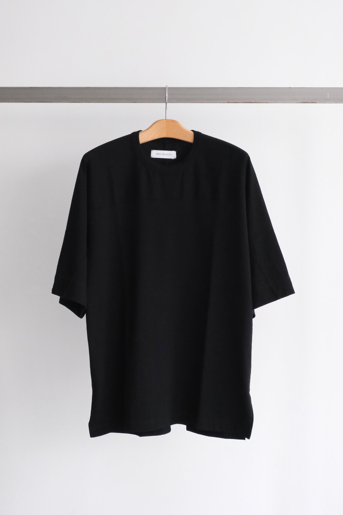 ARON H/S TEE