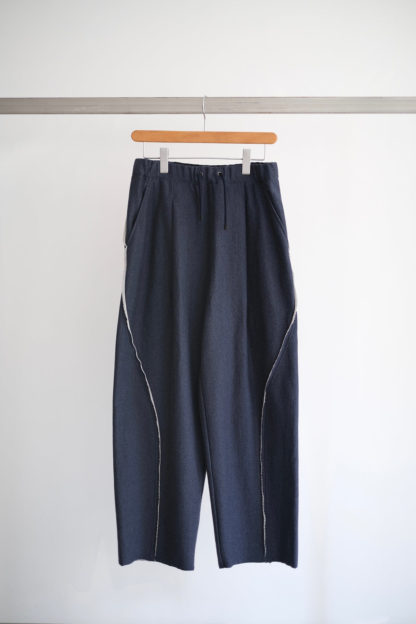 HAKEEM TWIST TROUSERS "TOP NAVY"