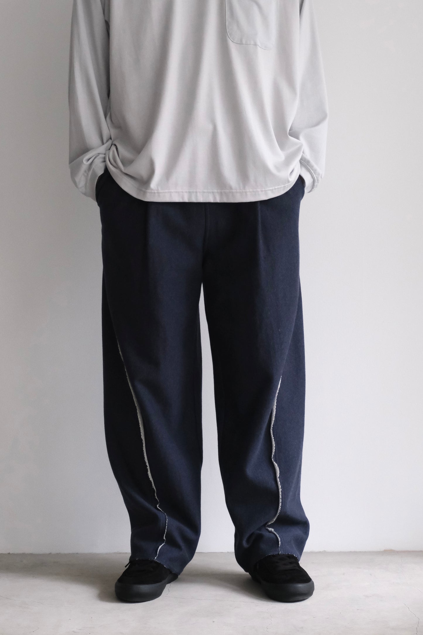 HAKEEM TWIST TROUSERS "TOP NAVY"