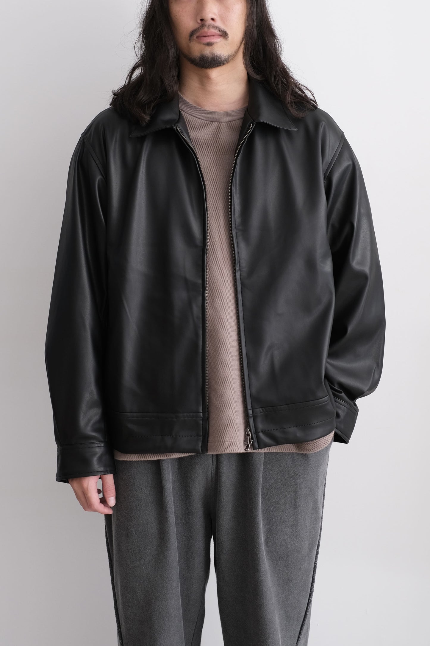 JENS SHORT BLOUSON “vegan leather”