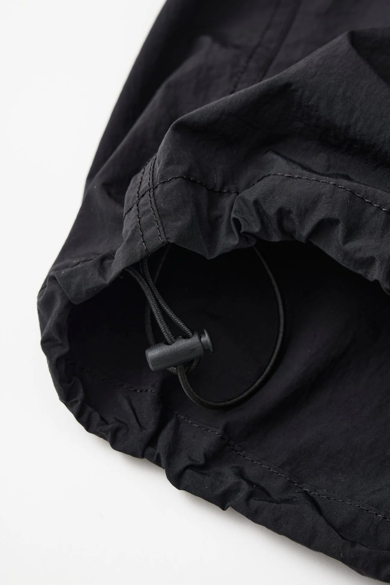 WINDS-DAY COTTON NYLON KNEE TUCK PANTS