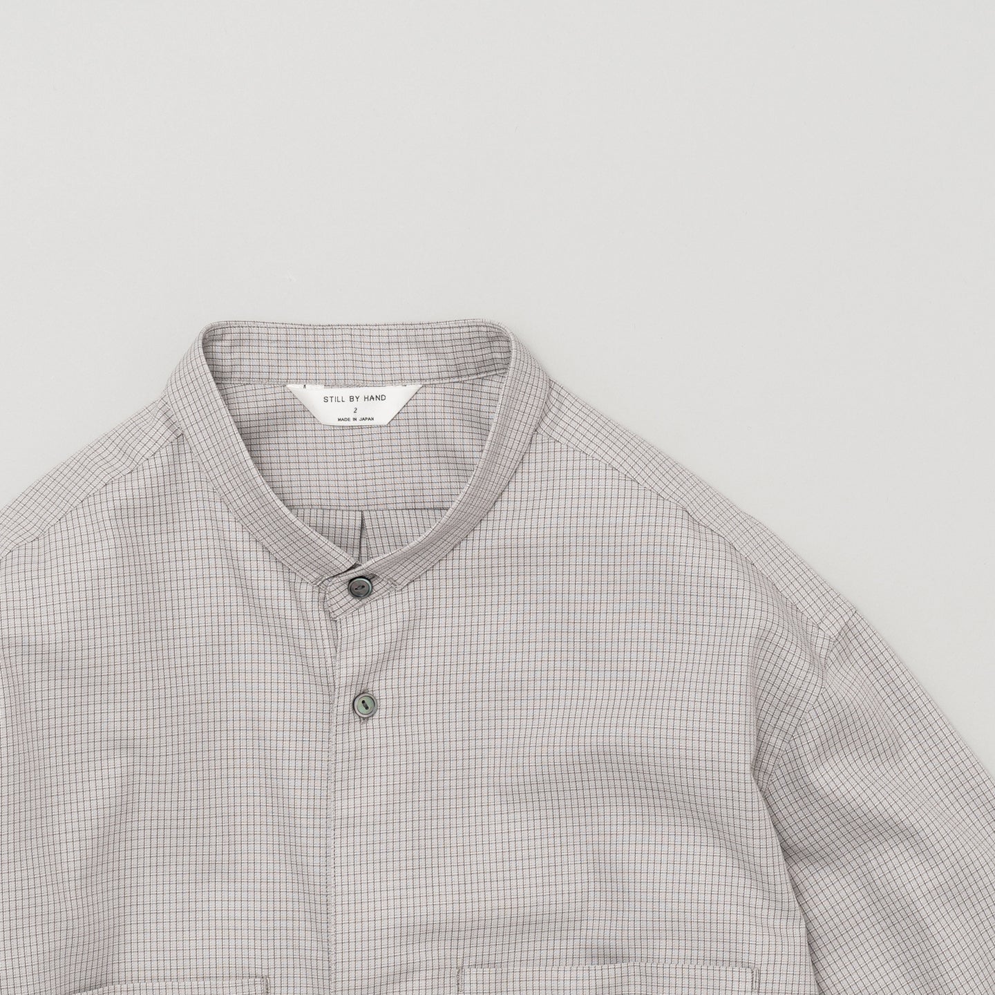 NARROW COLLAR PULLOVER SHIRT