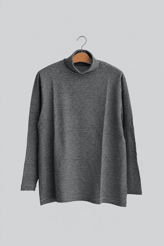 H/W BEATNIK BORDER TURTLENECK