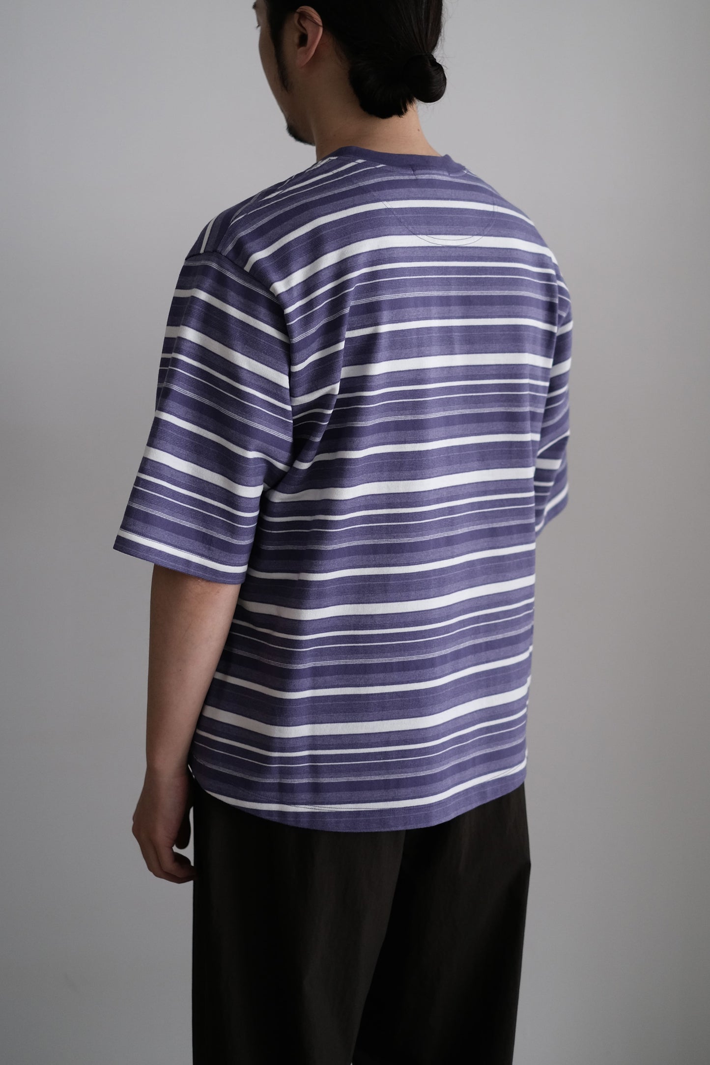 T SHIRT B