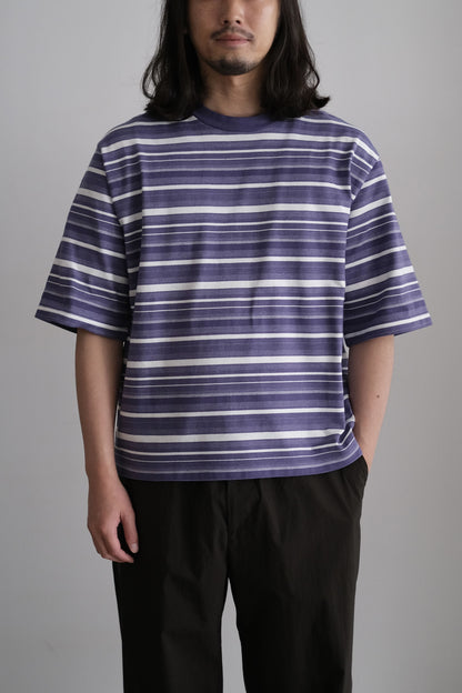 T SHIRT B