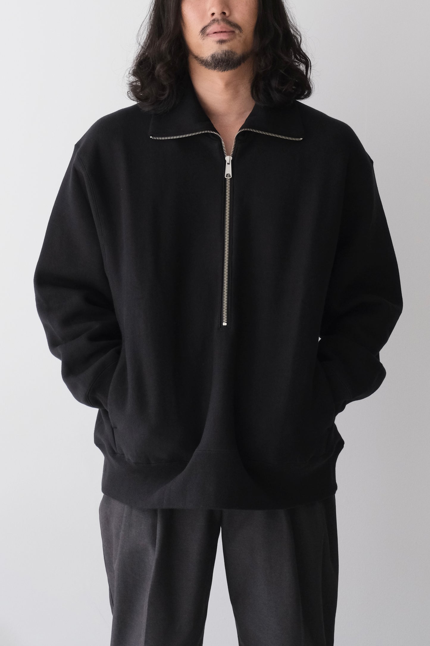 HALF ZIP PULLOVER SWEAT