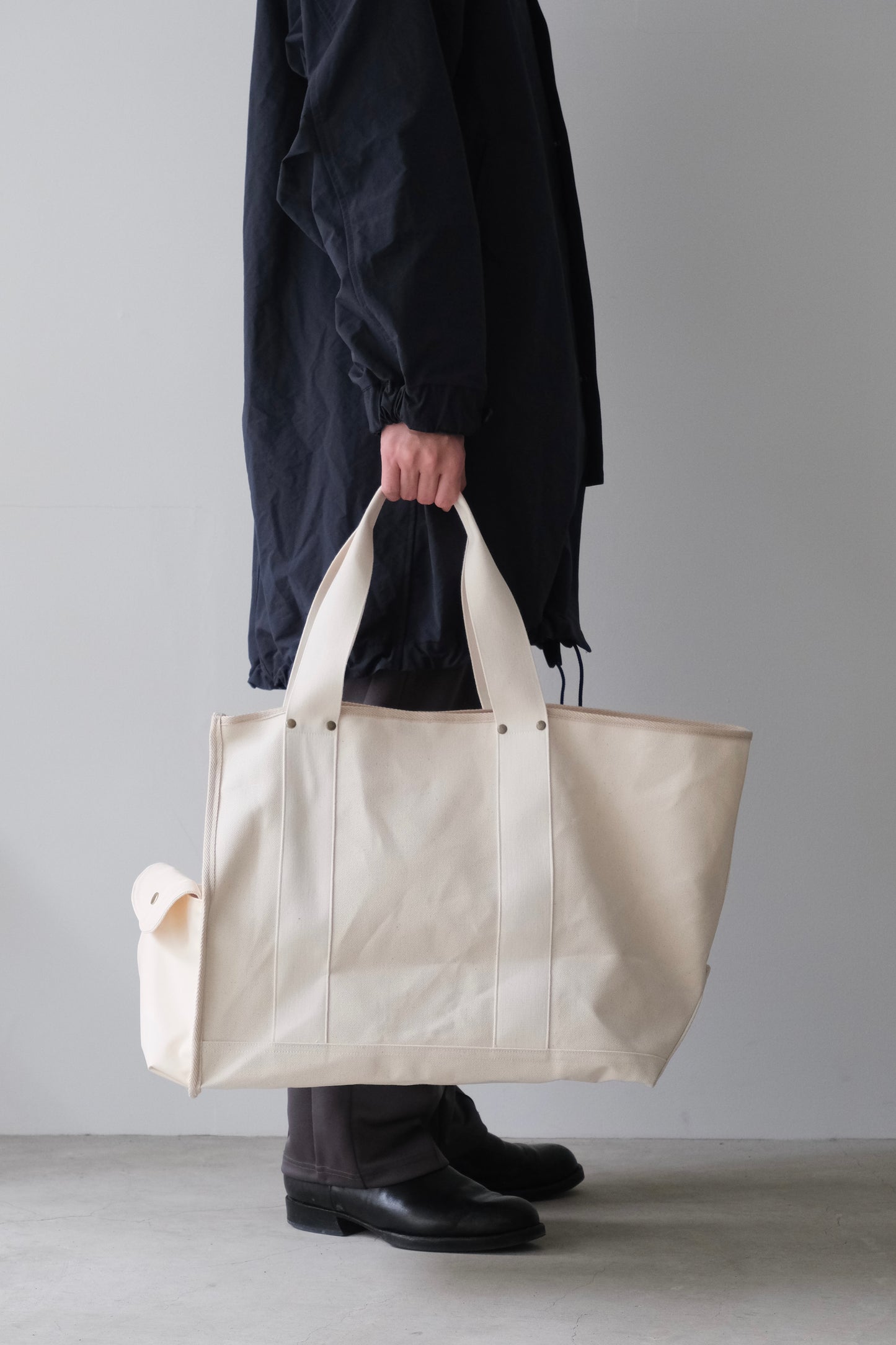 CANVAS TOTE BAG