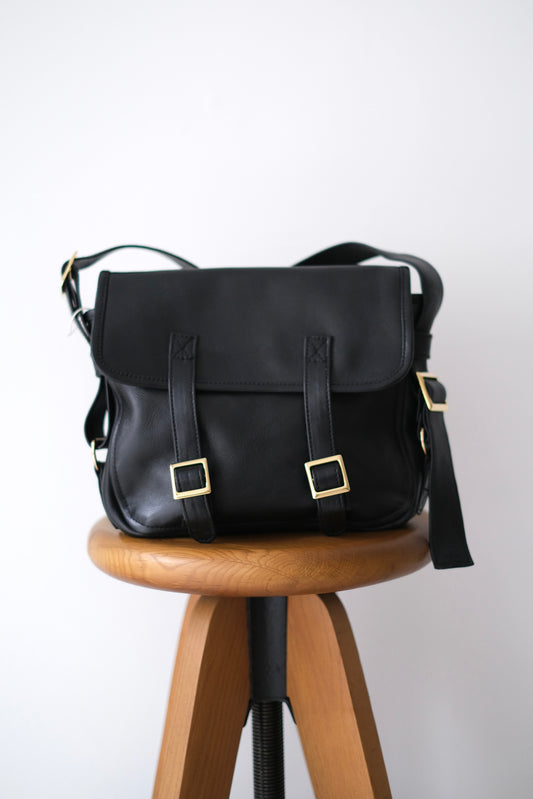 FLAP SHOULDER BAG S