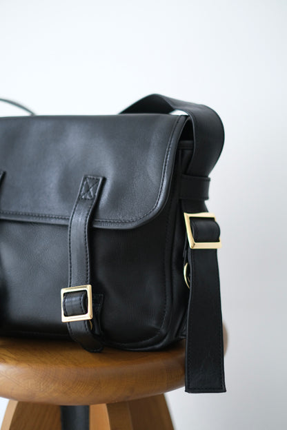 FLAP SHOULDER BAG S