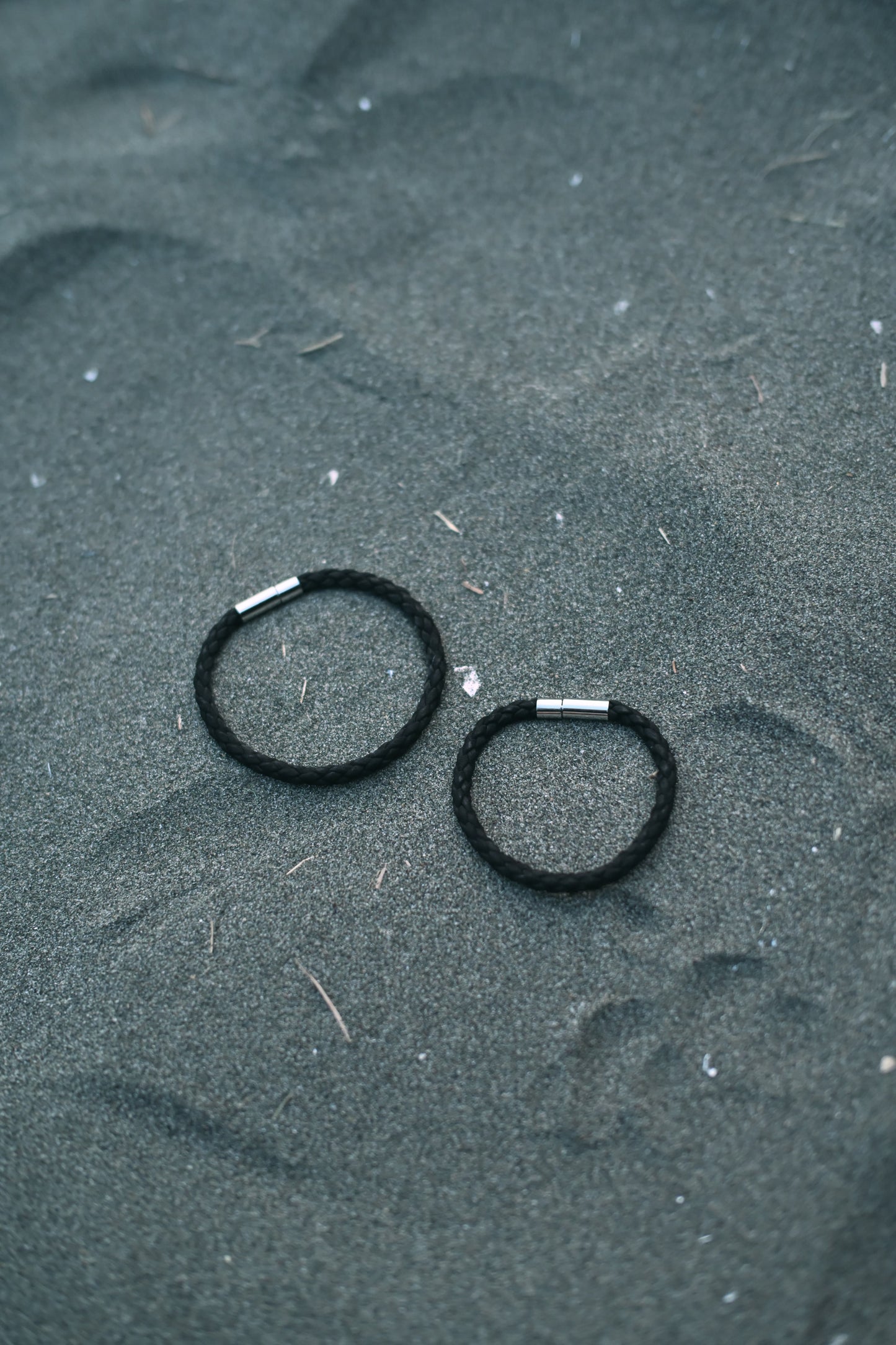 HAND WOVEN BRACELET M