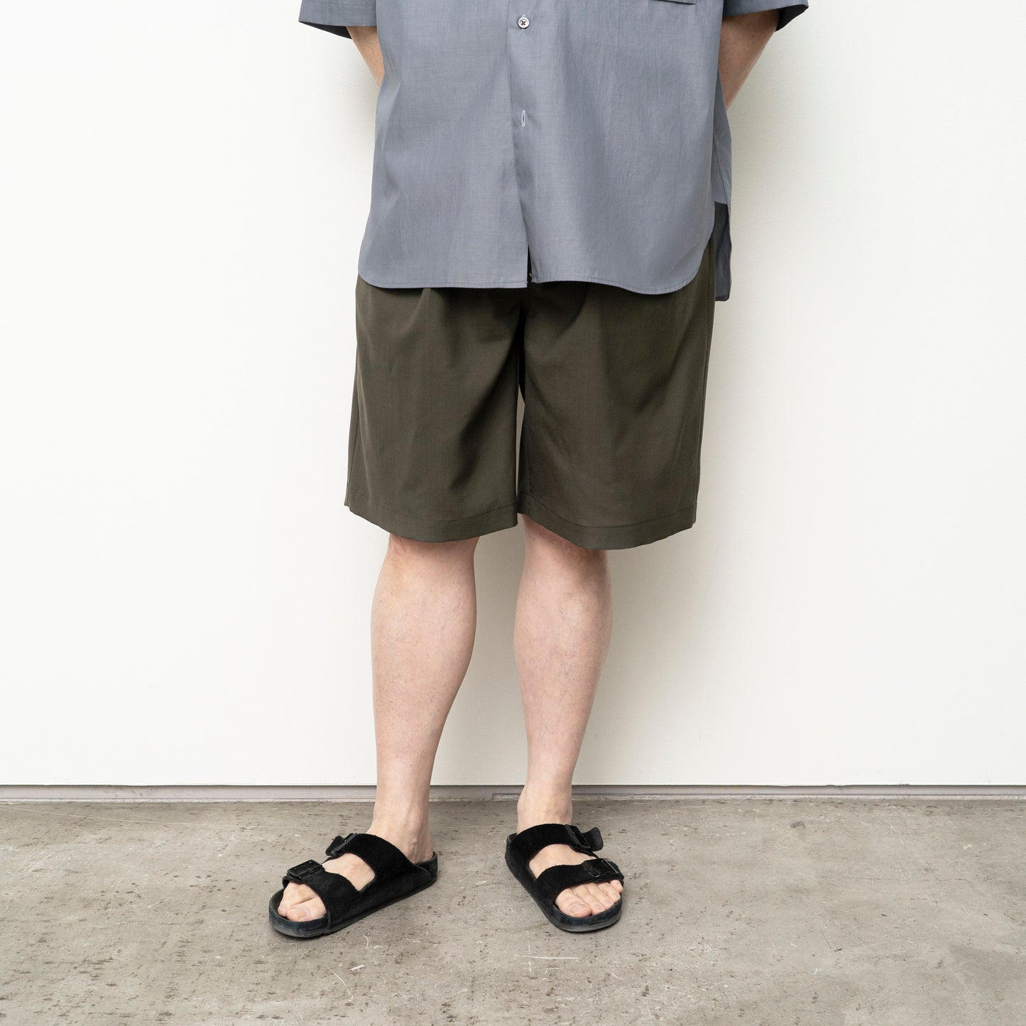 SUMMER WOOL SHORTS